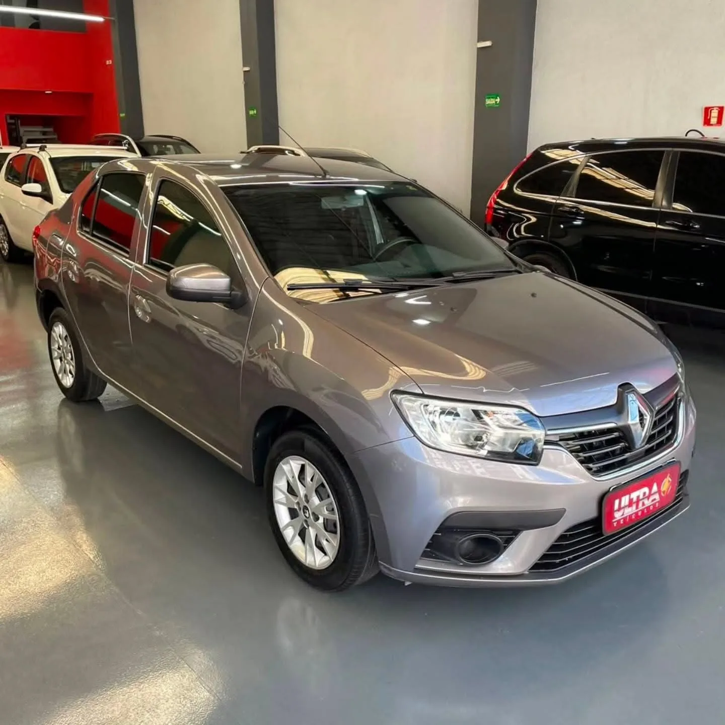 Renault Logan 1.0 Zen Flex, foto 1 de 6